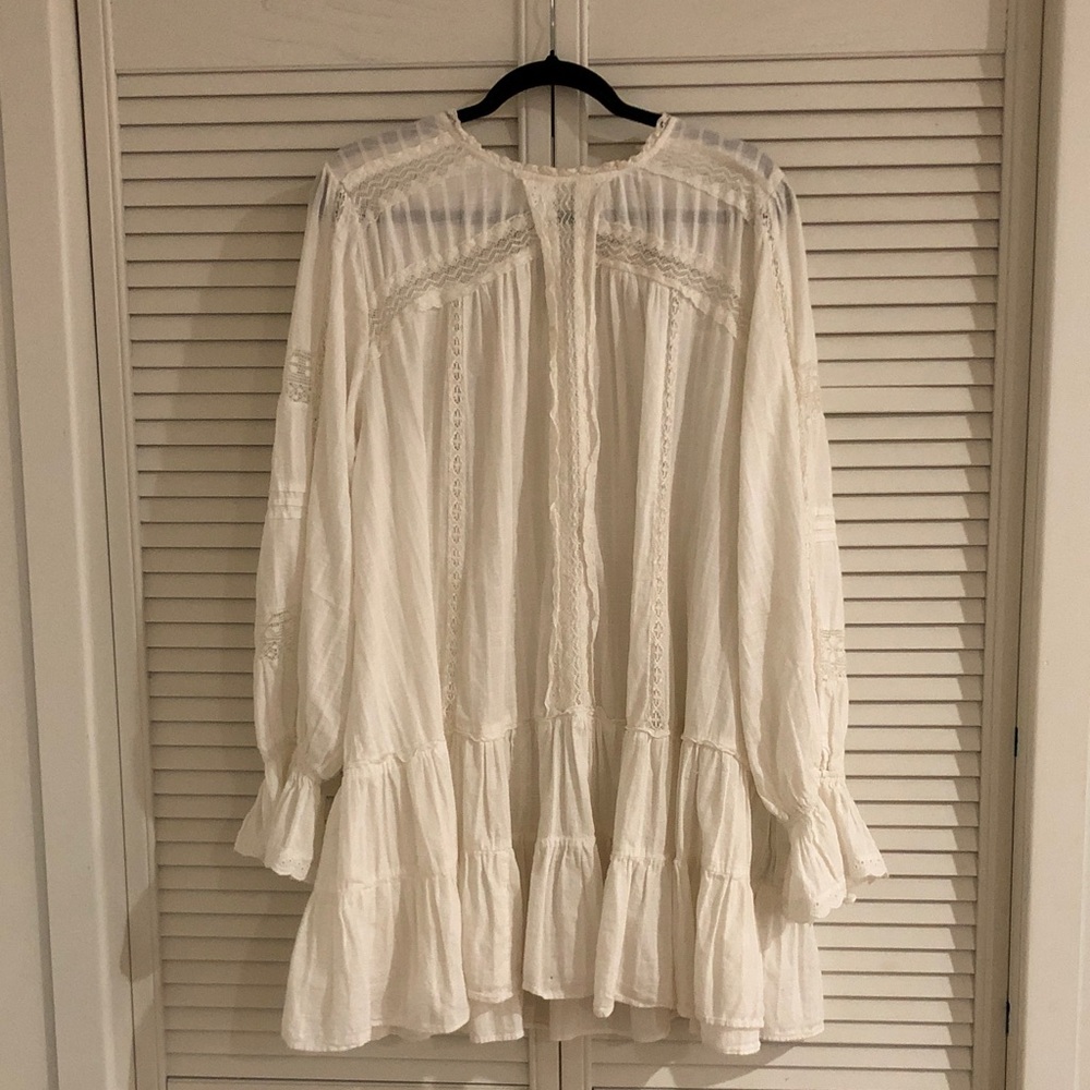 H&M Cream Long Sleeve Dress with Lace Details